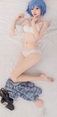 六个瑞典女孩在阿尔卑斯山超清